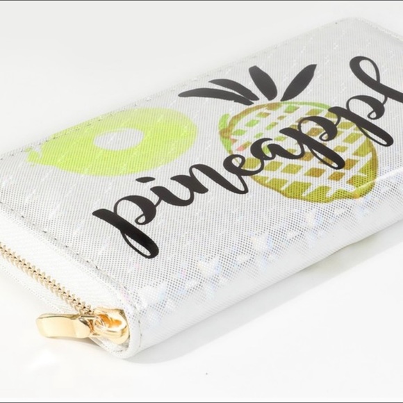 🍍Holographic pineapple zip wallets - Picture 3 of 5